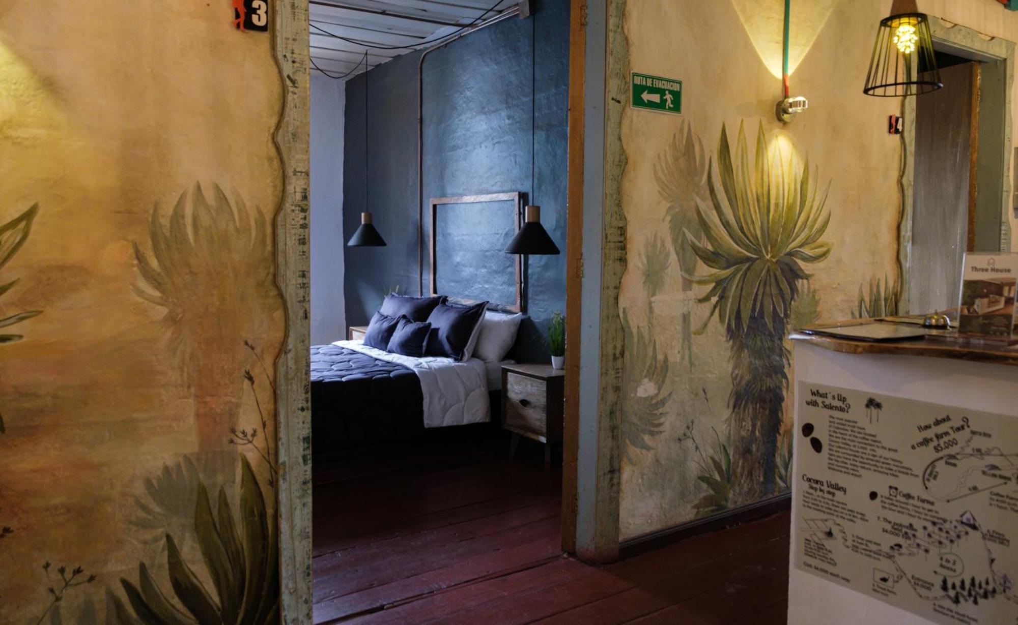 The Corner House Hostel 살렌토 외부 사진